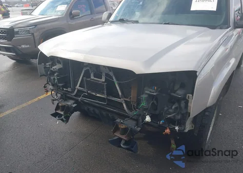 2005 Chevrolet Silverado 1500 Z71 z USA, uszkodzony, nr VIN 1GCEK19B85E153407